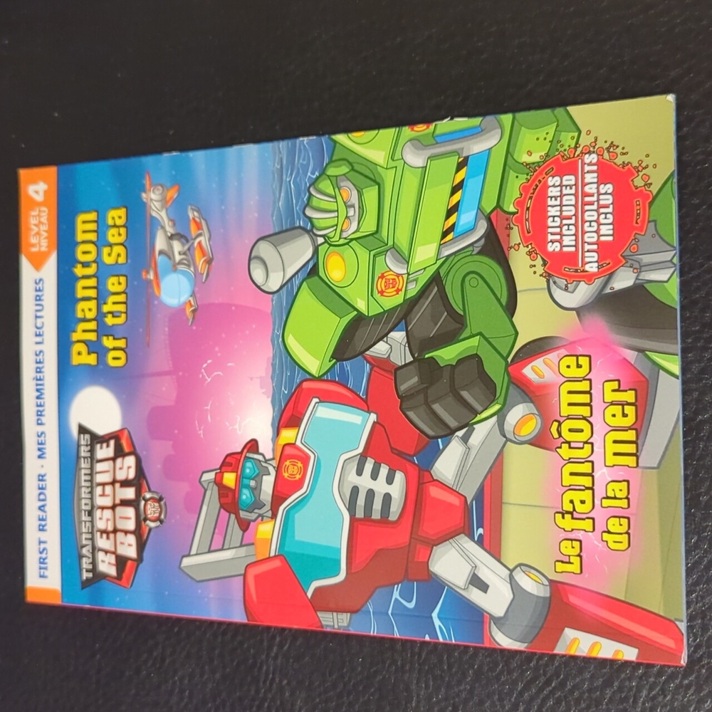 ⭐️ 5/ $25 First reader Transformer Rescue Bots Level 4 book with stickers